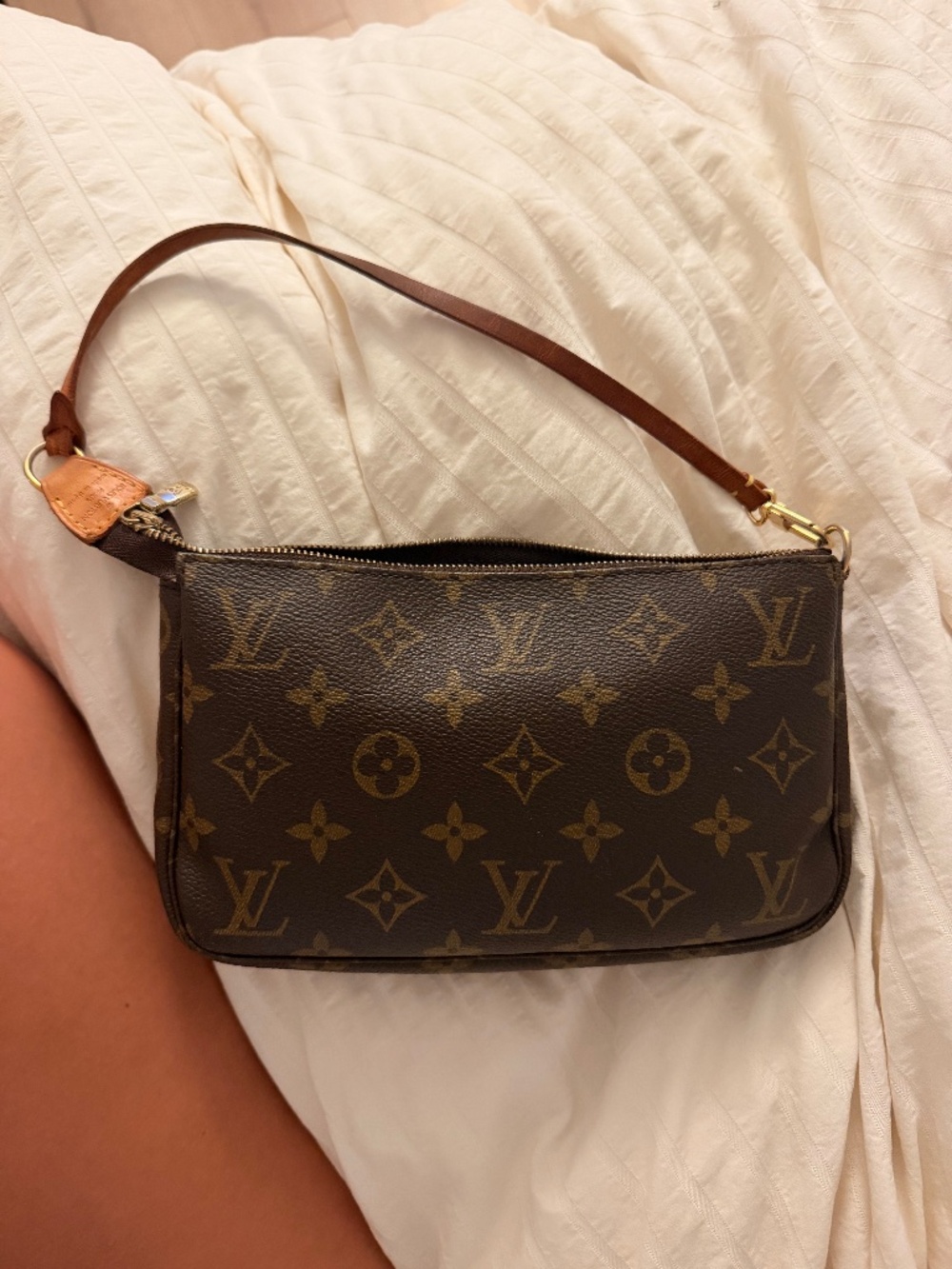 Louis Vuitton shoulder bag